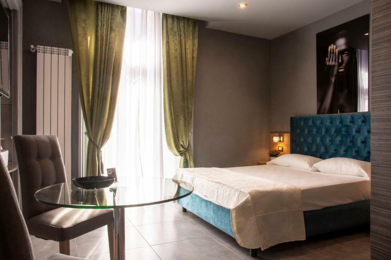 Umberto I° Suite & Spa 나폴리 외부 사진